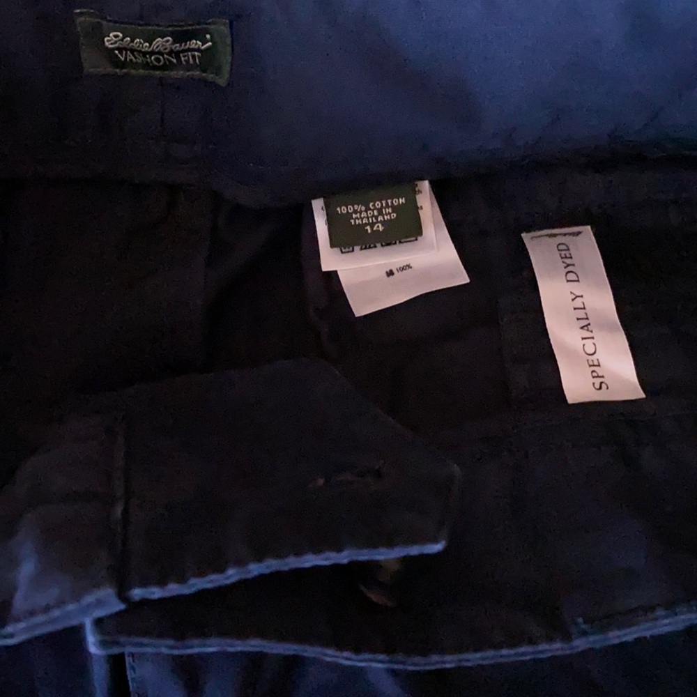 Eddie Bauer Women’s Vashon Fit Navy Blue Capri Pants. Size 14. - Picture 5 of 9